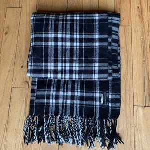 Banana Republic Scarf